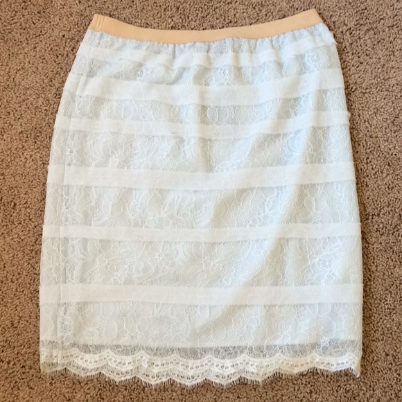BCBGMaxAzria Jocelyn  lace pencil skirt | S - Picture 5 of 5